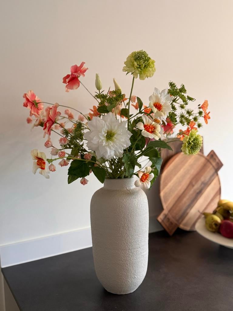 Zijden bloemen boeket met vaas, Huis en Inrichting, Woonaccessoires | Vazen, Ophalen, Overige materialen, Overige kleuren, 50 tot 75 cm