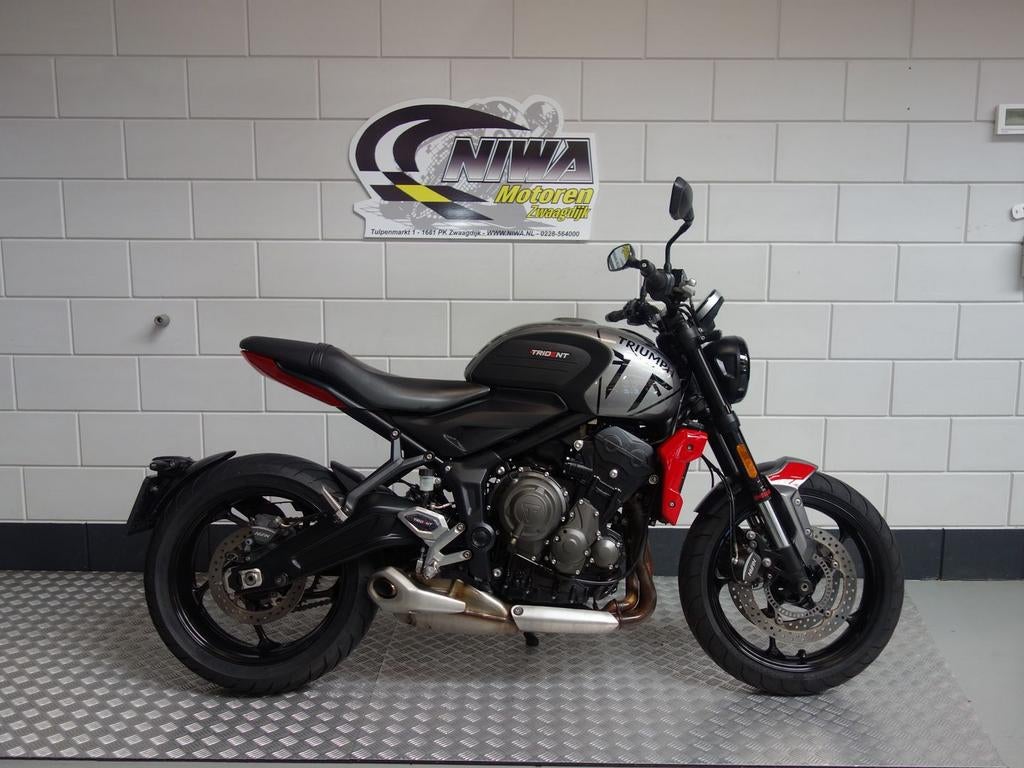 TRIUMPH TRIDENT 660 (bj 2023)