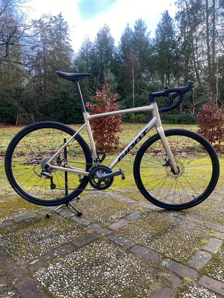 Giant Contend Contend AR -1500km, Fietsen en Brommers, Fietsen | Racefietsen, Ophalen, 28 inch, 10 tot 15 versnellingen, Heren