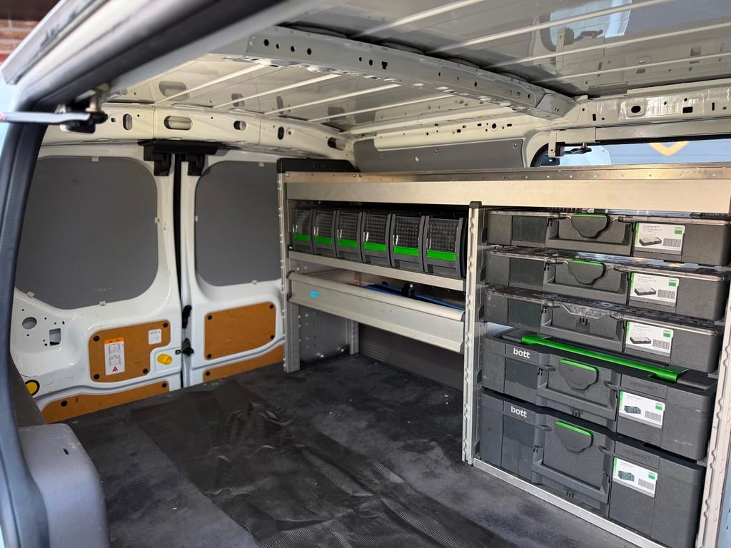 Ford Transit Connect 1.5 EcoBlue 120PK L2 Limited 3prsn Auto, Auto's, Bestelauto's, Stof, Gebruikt, Wit, Bedrijf