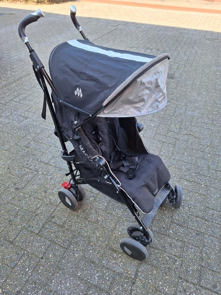 Maclaren buggy met regenscherm, Ophalen, Gebruikt, Maclaren