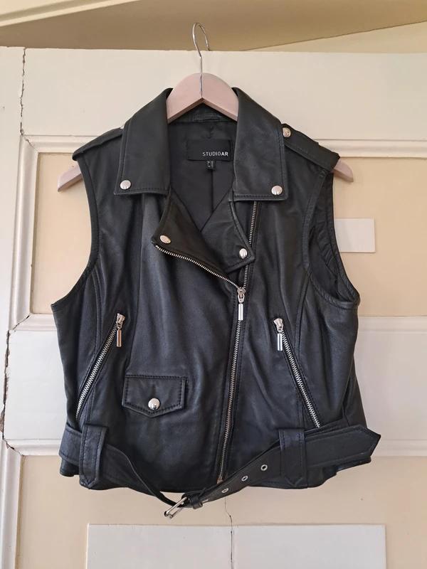Studio AR zwart leren gilet/bodywarmer maat 40, Ophalen of Verzenden, Zo goed als nieuw, Maat 38/40 (M), Zwart