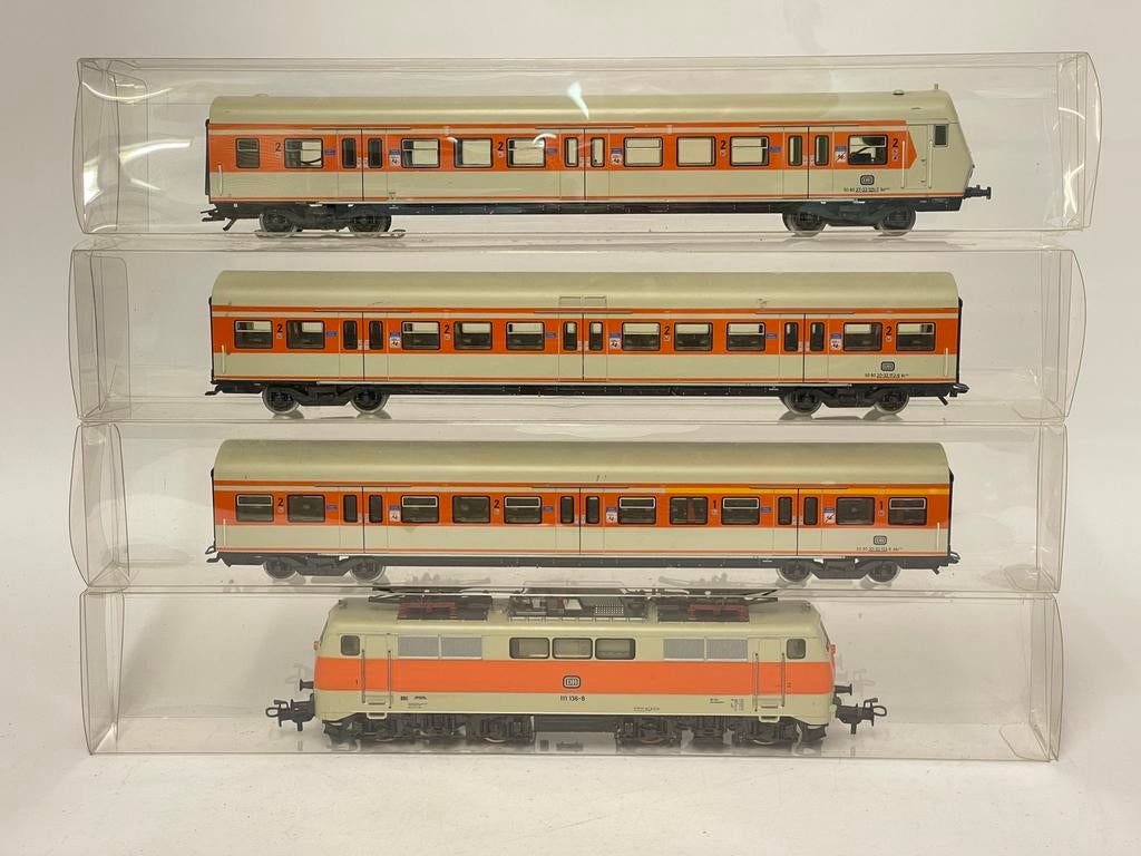 ** NIEUW ** Märklin S-Bahn 4-delige set met Standrijtuig **, Wisselstroom, Treinset, Nieuw, Ophalen of Verzenden