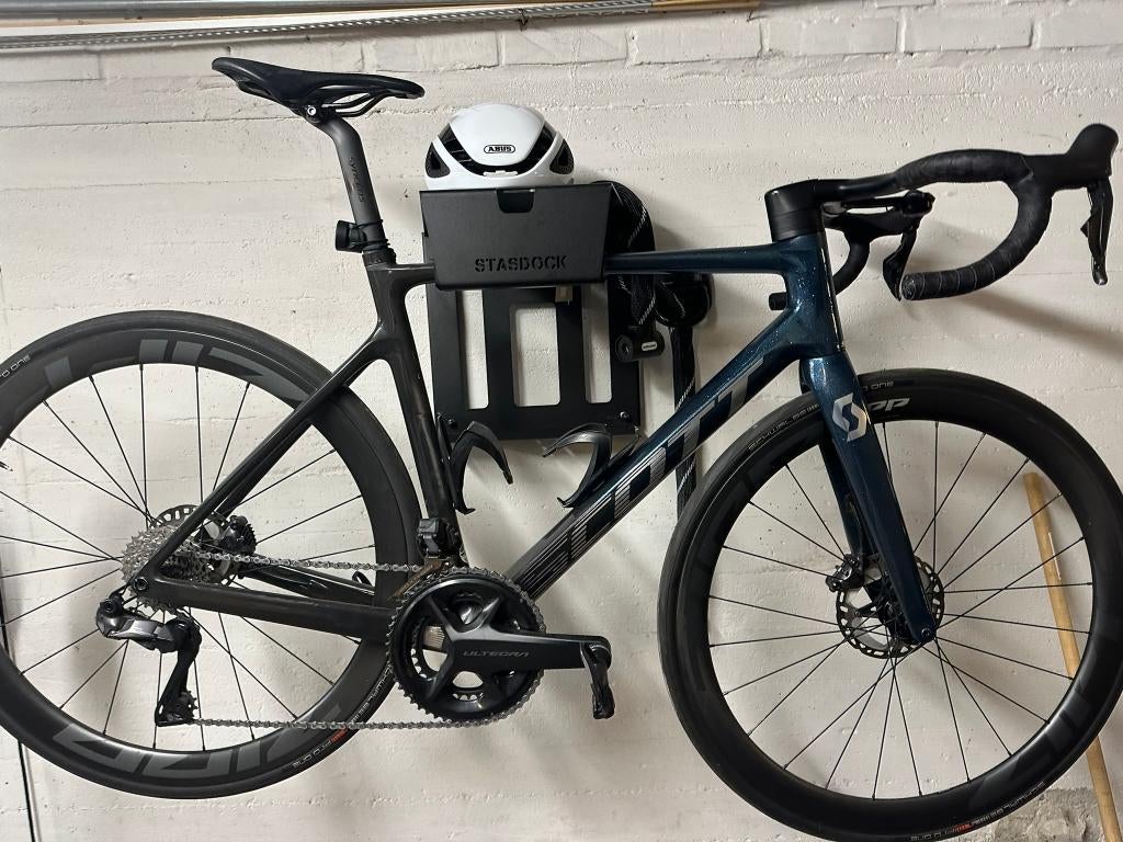 Scott Addict RC Pro Racefiets, 28 inch, Gebruikt, Carbon, Heren