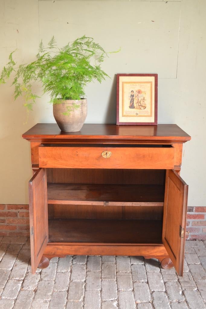 Prachtige antieke mahonie biedermeier meidenkast, dressoir, Verzenden