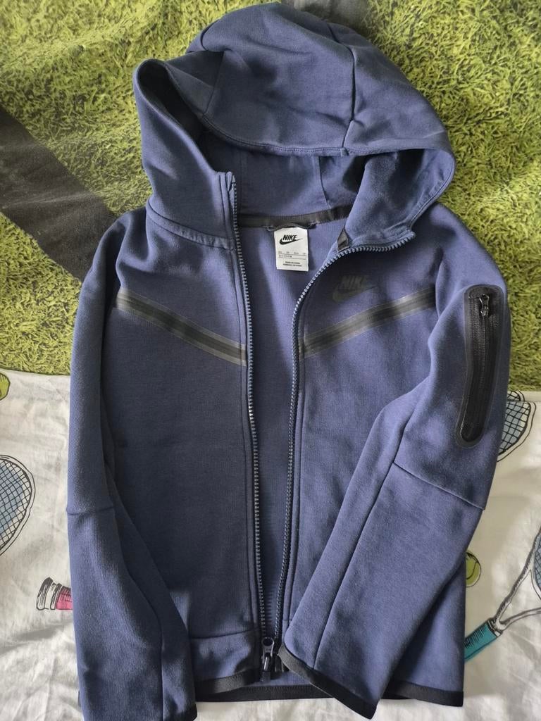 Nike Tech Fleece Vest - Donkerblauw - Maat XS (122-128 cm), Jongen of Meisje, Trui of Vest, Ophalen of Verzenden, Zo goed als nieuw