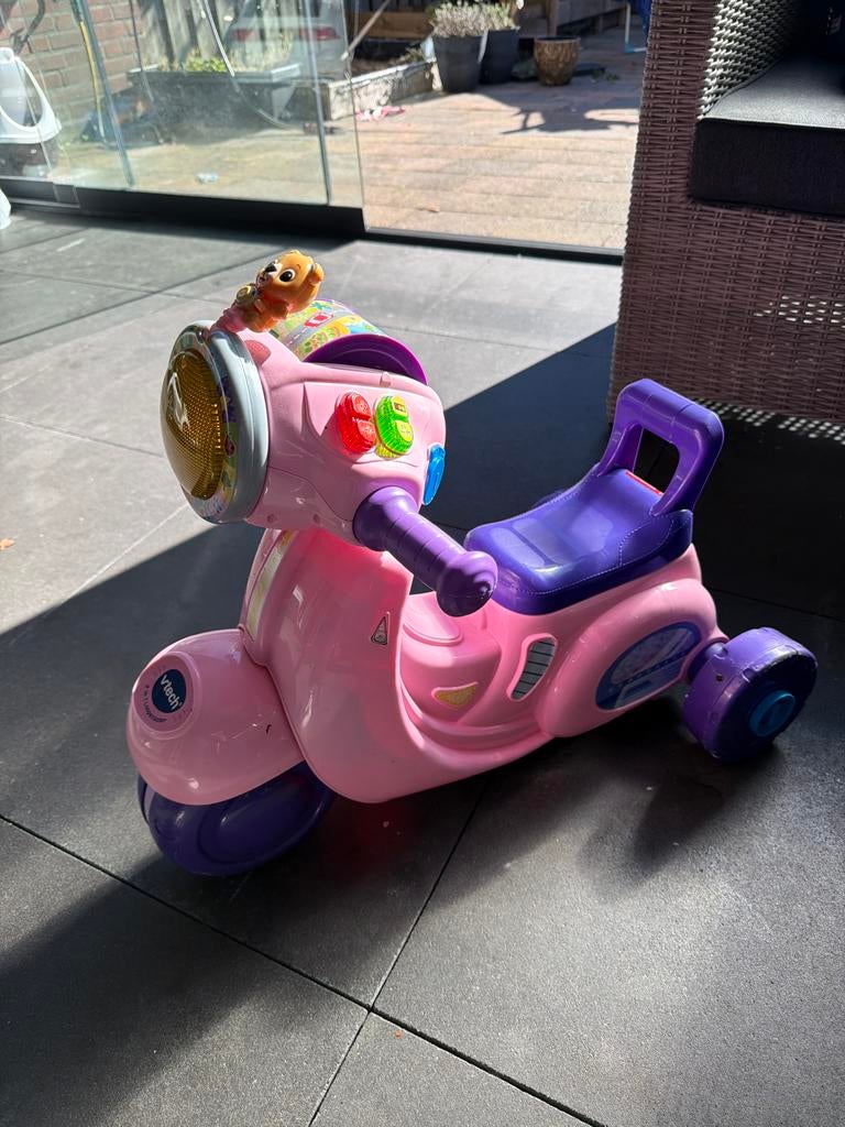 Vtech loop scootertje, Kinderen en Baby's, Speelgoed | Buiten | Voertuigen en Loopfietsen, Gebruikt, Loopvoertuig, Ophalen of Verzenden