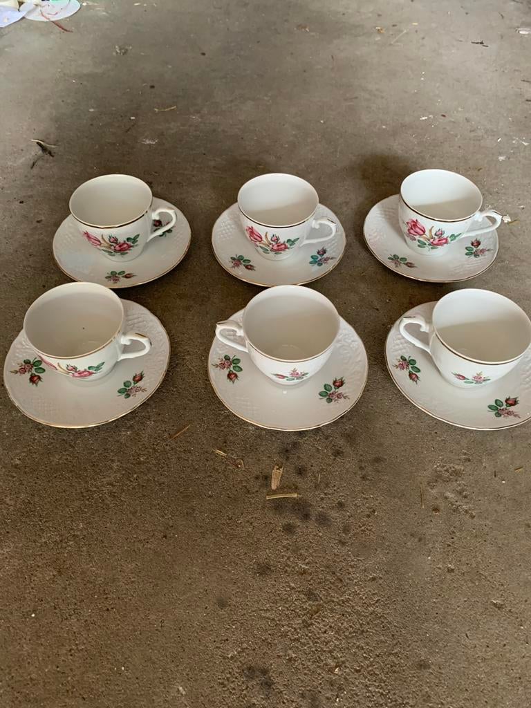 Thee kopjes met schotel, Ophalen of Verzenden