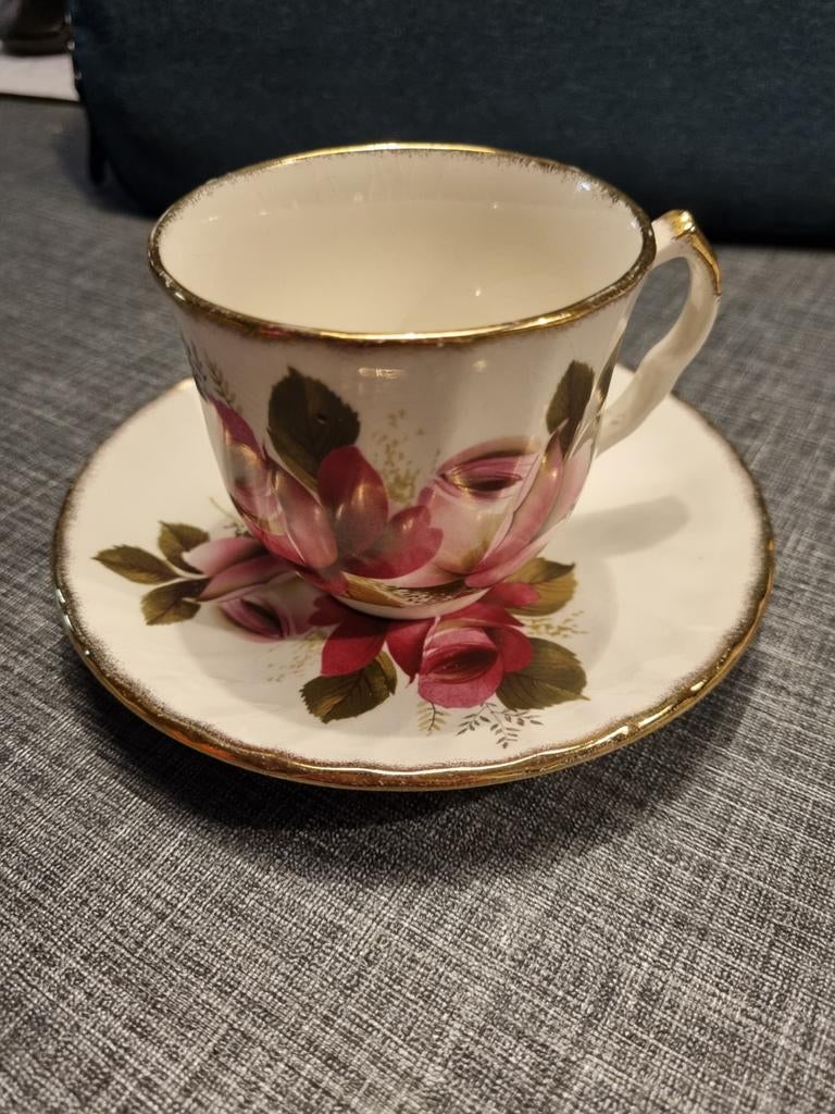 Vintage Engelse kop en schotel., Ophalen of Verzenden