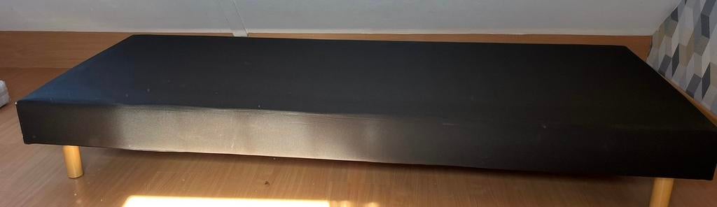 Boxspring gratis, Ophalen of Verzenden, Zo goed als nieuw, Eenpersoons, 80 cm