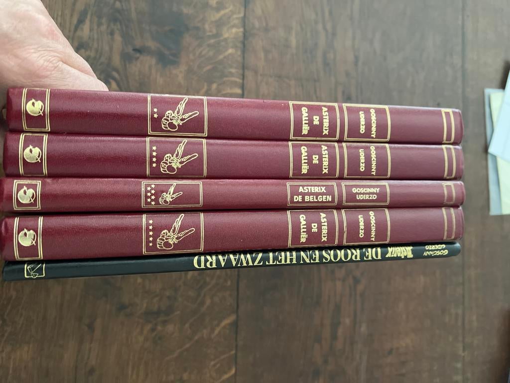 5 ingebonden Asterix de Galliër stripboeken (1975-1979), Boeken, Stripboeken, Meerdere stripboeken, Ophalen of Verzenden, Zo goed als nieuw