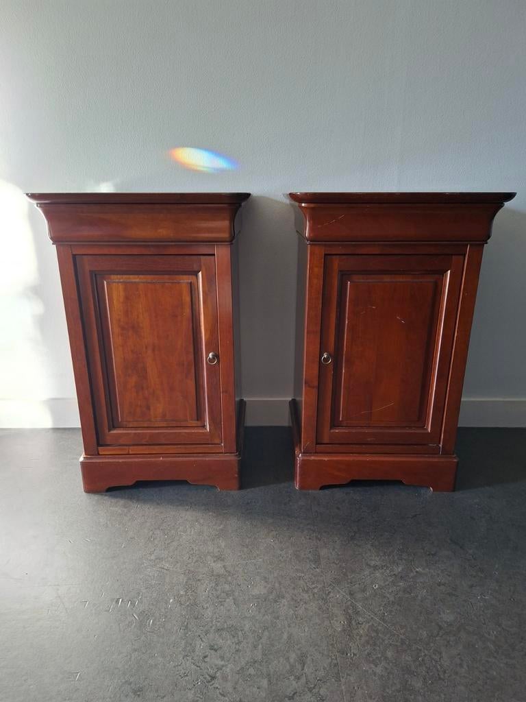 2 franse nachtkastjes van grange, Huis en Inrichting, Slaapkamer | Nachtkastjes, Ophalen, Gebruikt, Minder dan 45 cm