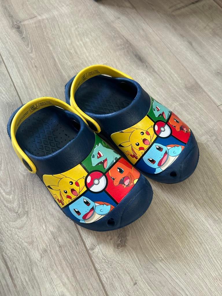 Pokemon Sandalen Maat 28, Kinderen en Baby's, Kinderkleding | Schoenen en Sokken, Ophalen, Gebruikt, Jongen of Meisje, Overige typen