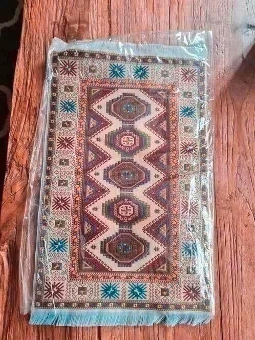 poppenhuis miniaturen groot tapijt 20 bij 33 cm, Verzamelen, Poppenhuizen en Toebehoren, Ophalen of Verzenden, Nieuw, Poppenhuis