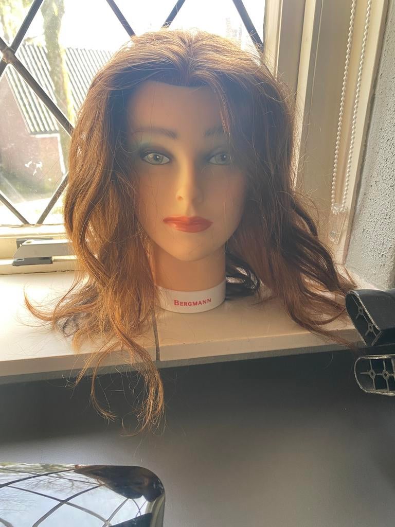 Oefenhoofd kapper 30-40 cm echt haar, Ophalen of Verzenden, Zo goed als nieuw, Meerdere media