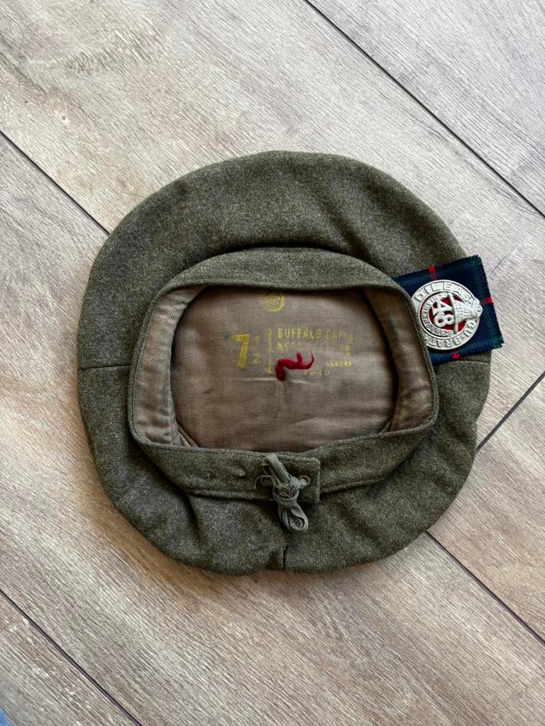 Canadese baret 48th highlanders, Ophalen of Verzenden, Landmacht, Engeland, Helm of Baret