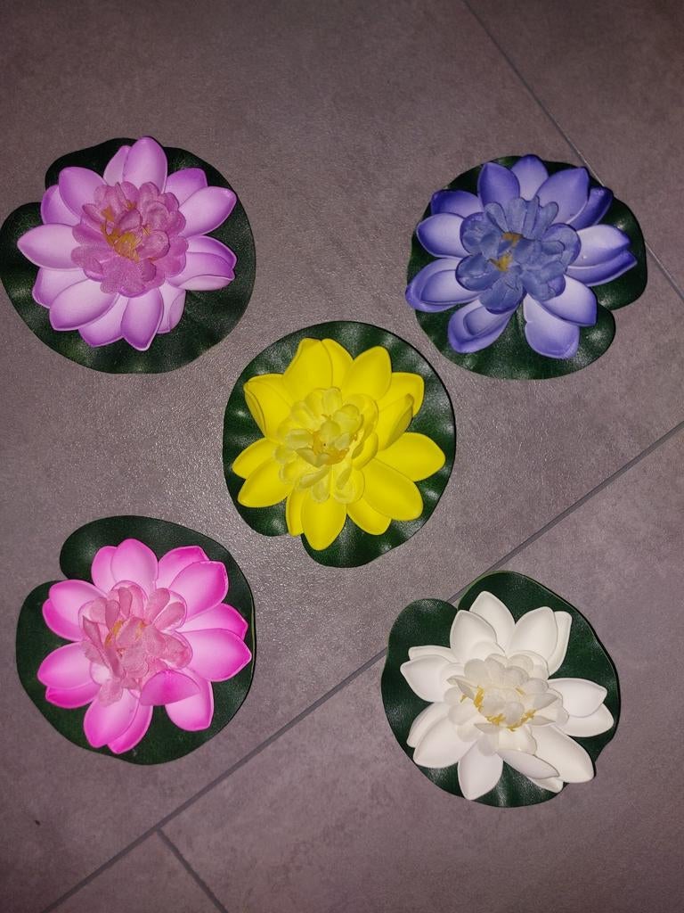 5x Kunst Waterlelie Drijvend met Haak systeem, Ophalen of Verzenden, Nieuw, Overige typen