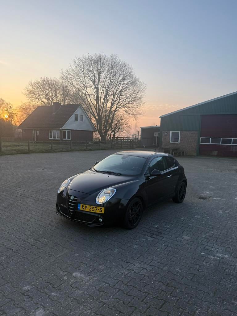 Alfa Romeo MiTo 1.4 Turbo 114KW 2008 Zwart, Auto's, Alfa Romeo, Voorwielaandrijving, 15 km/l, Zwart, 4 cilinders