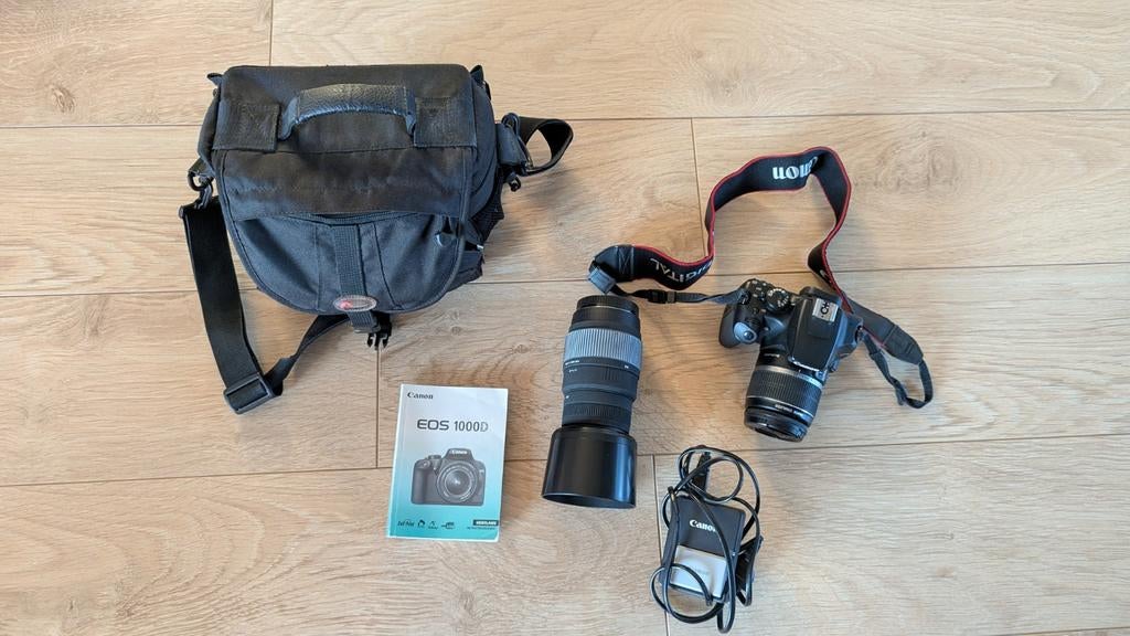 Canon EOS 1000D met 18-55 en 70-300 lens, Audio, Tv en Foto, Fotocamera's Digitaal, Ophalen, Zo goed als nieuw