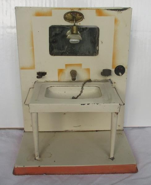 viertal oude blikken badkamertjes voor kinderen poppen, Verzenden