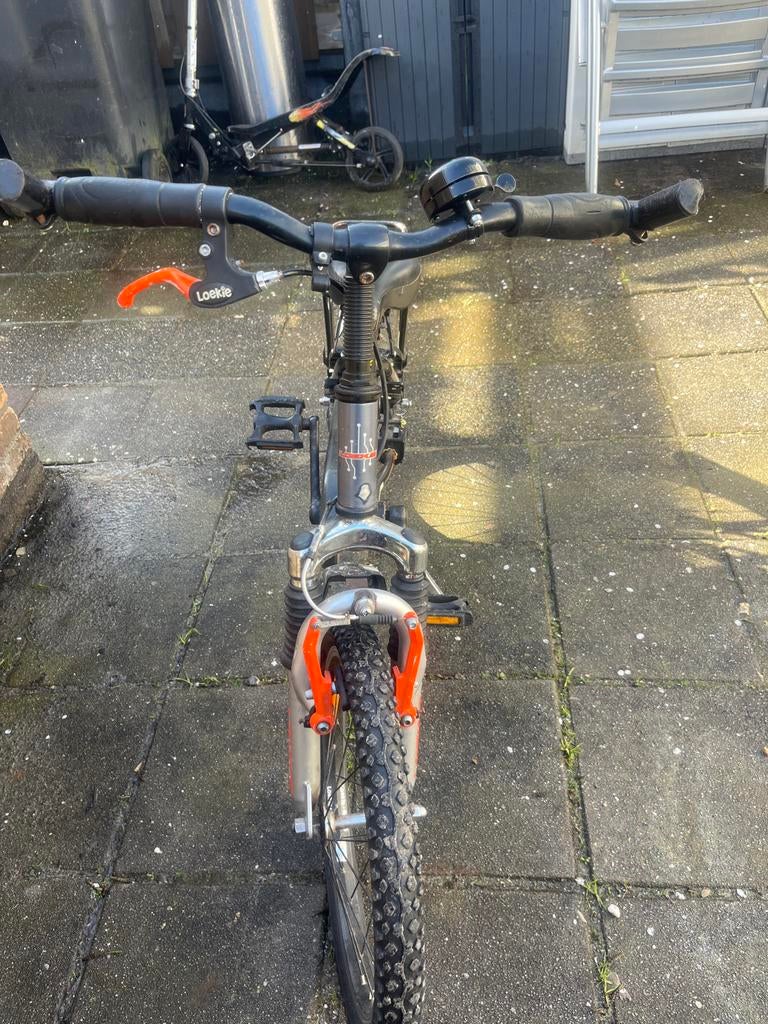 Loekie Kinderfiets 18 inch - Stevig en Compleet, Ophalen, Gebruikt, 16 tot 20 inch