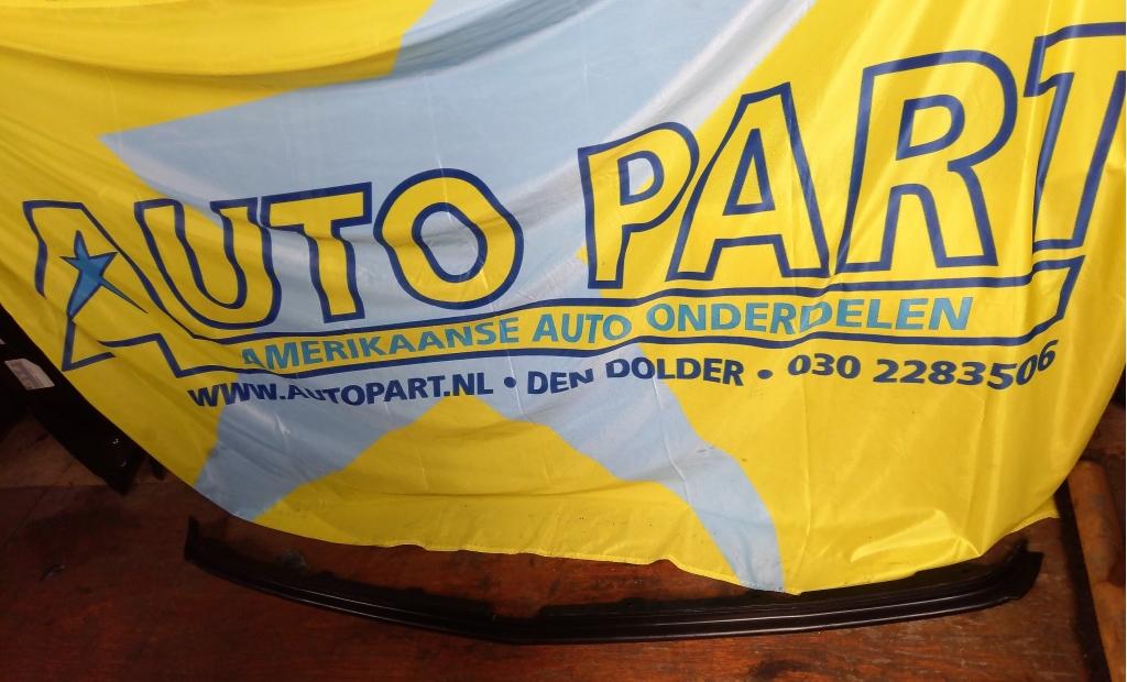 Chevrolet Silverado 1988-1993 Grille paneel onder, Info@gm.com, Voor, Chevrolet, Nieuw