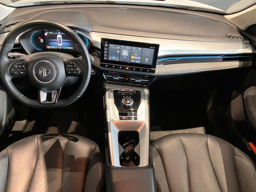 MG 5 Long Range Luxury 61 kWh, Auto's, MG, 12 maanden, Gebruikt, 156 pk, Origineel Nederlands