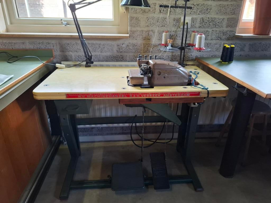 Lockmachine, Hobby en Vrije tijd, Naaimachines en Toebehoren, Ophalen of Verzenden, Lockmachine