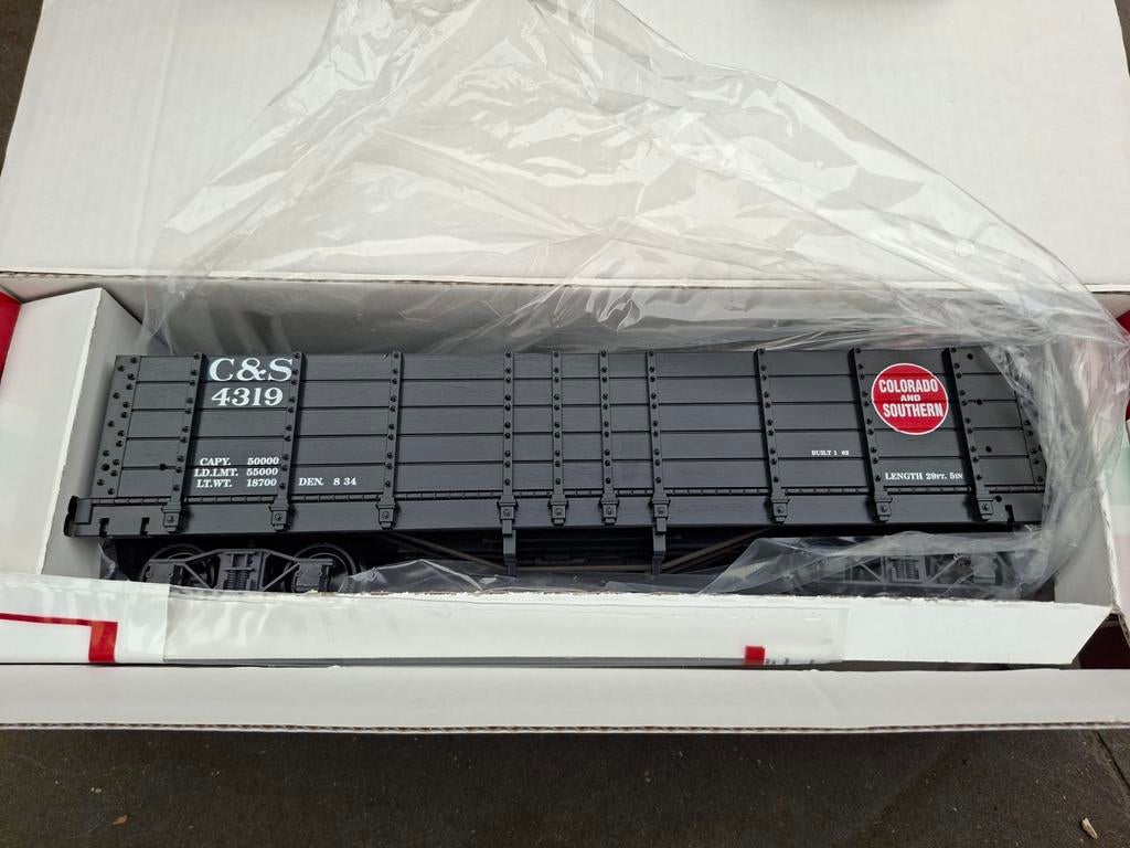 Nieuwe lgb wagon 40735, heeft de rails niet gezien, Gelijkstroom, Ophalen of Verzenden, LGB, Nieuw