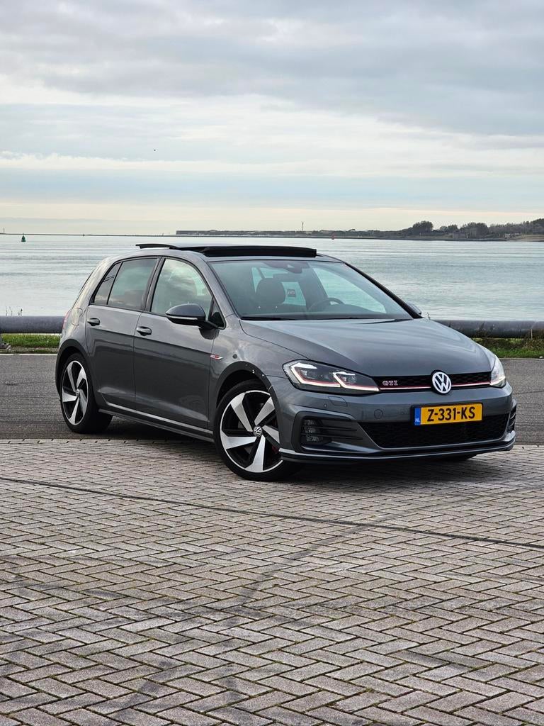 Volkswagen Golf 2.0 TSI 245pk 7-DSG 2019 Grijs, 1345 kg, Stof, 4 cilinders, 1984 cc