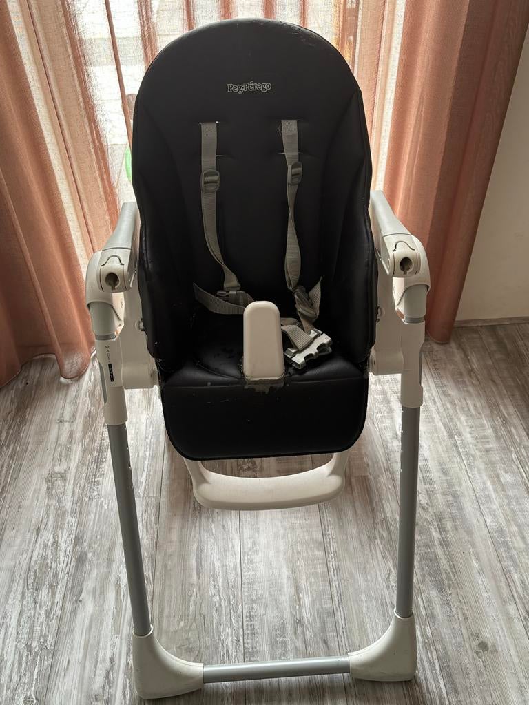 Peg Perego kinderstoel - Zwart/Wit, Ophalen, Gebruikt, Overige typen, Afneembaar eetblad