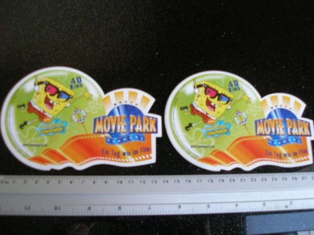 2x sticker movie park germany spongebob 4d kino logo, Verzamelen, Verzenden, Zo goed als nieuw, Bedrijf of Vereniging