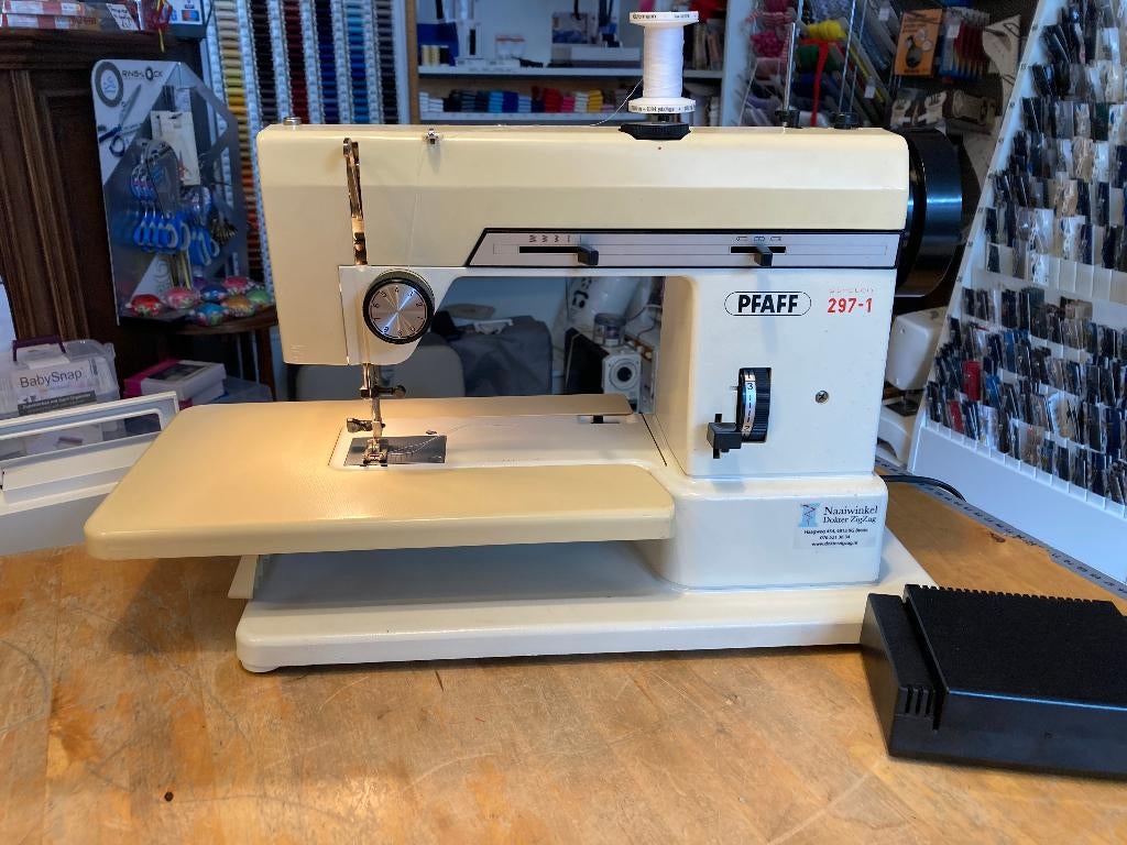Pfaff 297-1 "Stretch" naaimachine, Ophalen, Duitsland, Pfaff, Gebruikt