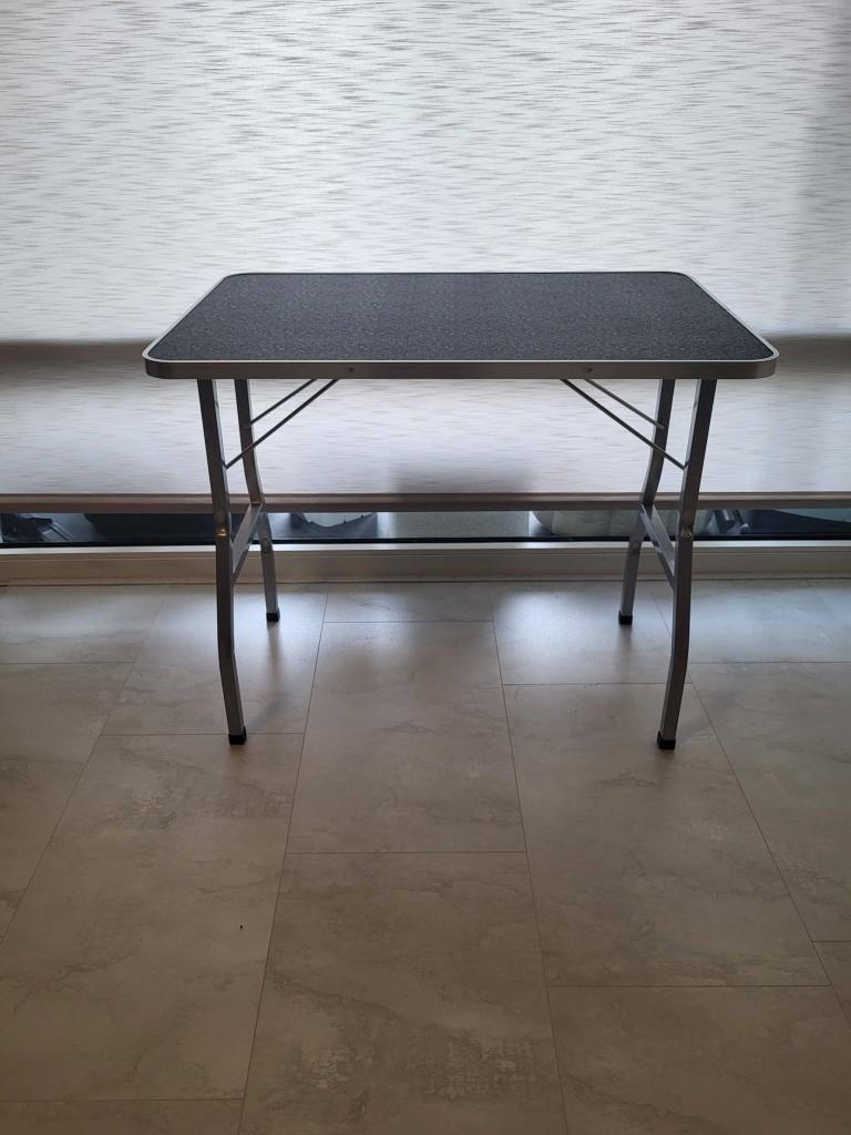 Trimtafel hond en kat, Dieren en Toebehoren, Ophalen, Zo goed als nieuw