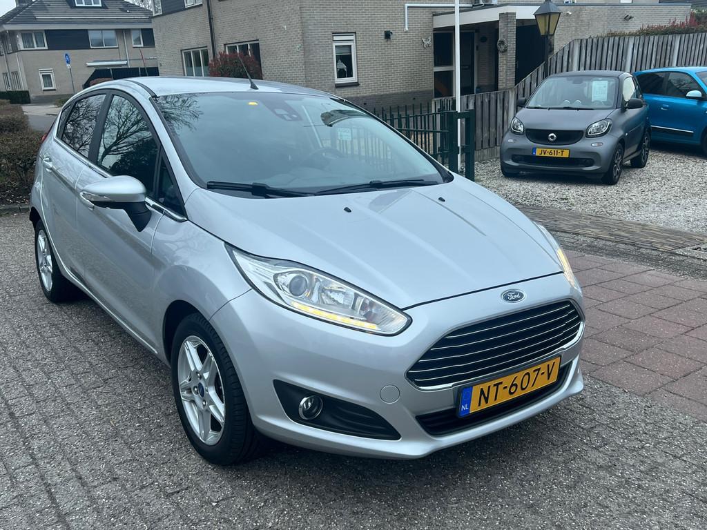 Ford Fiesta 1.0 EcoBoost Titanium Stoelverwarming Clima, Voorwielaandrijving, Euro 5, Zwart, 23 km/l