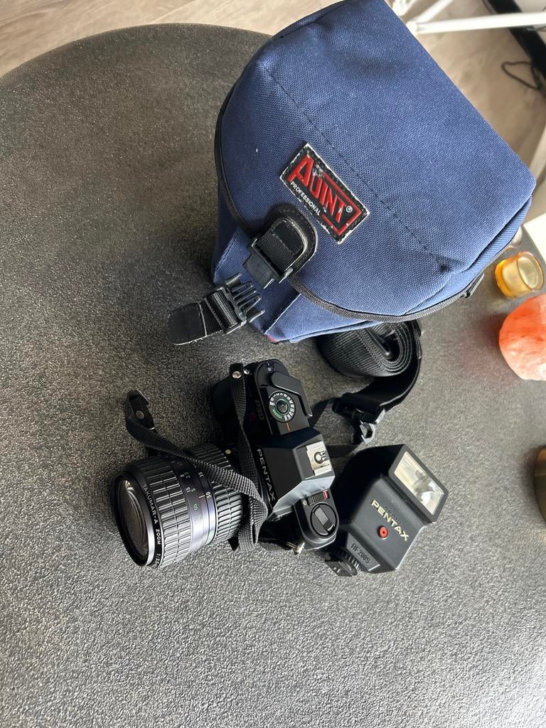 Pentax P30 spiegelreflexcamera met lens en flitser, Ophalen, Gebruikt, Spiegelreflex, Pentax