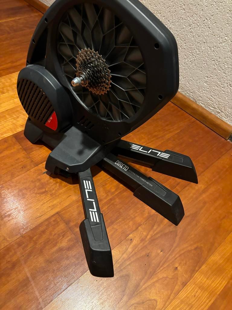 Elite Direto Smart Fietstrainer - Direct Drive, Sport en Fitness, Wielrennen, Ophalen, Gebruikt, Overige typen