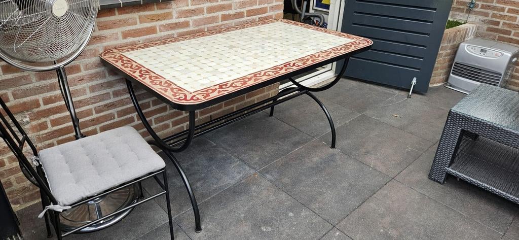 Marokkaanse tafel met 4 stoelen - Mozaïek, Ophalen, Marokkaans, Mozaïek, Gebruikt, 100 tot 150 cm