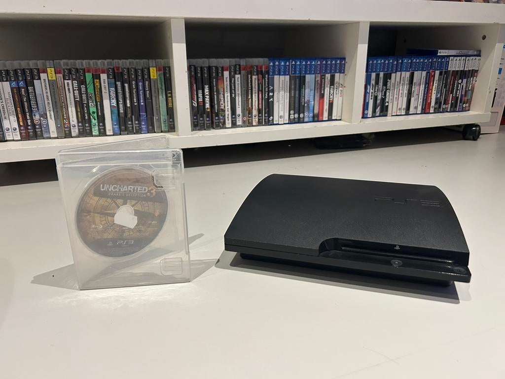 PlayStation 3 Slim 320GB met Uncharted 3, Ophalen, Overige modellen, Zwart, Gebruikt