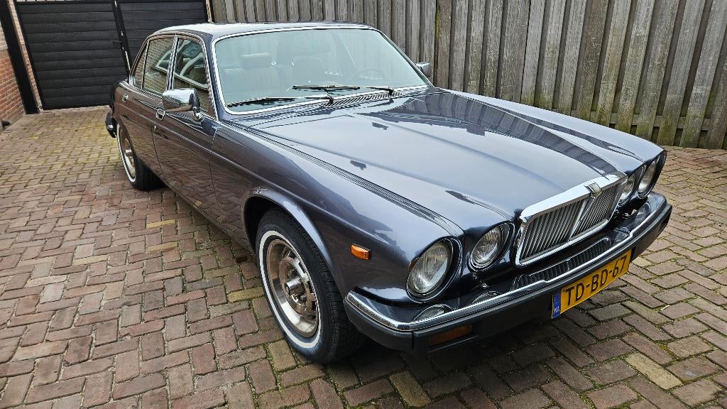 1980 Jaguar XJ6 4.2 Series 3 LPG MRB-vrij, Auto's, Jaguar, Particulier, XJ, Elektrische buitenspiegels, Elektrische ramen, Lederen bekleding