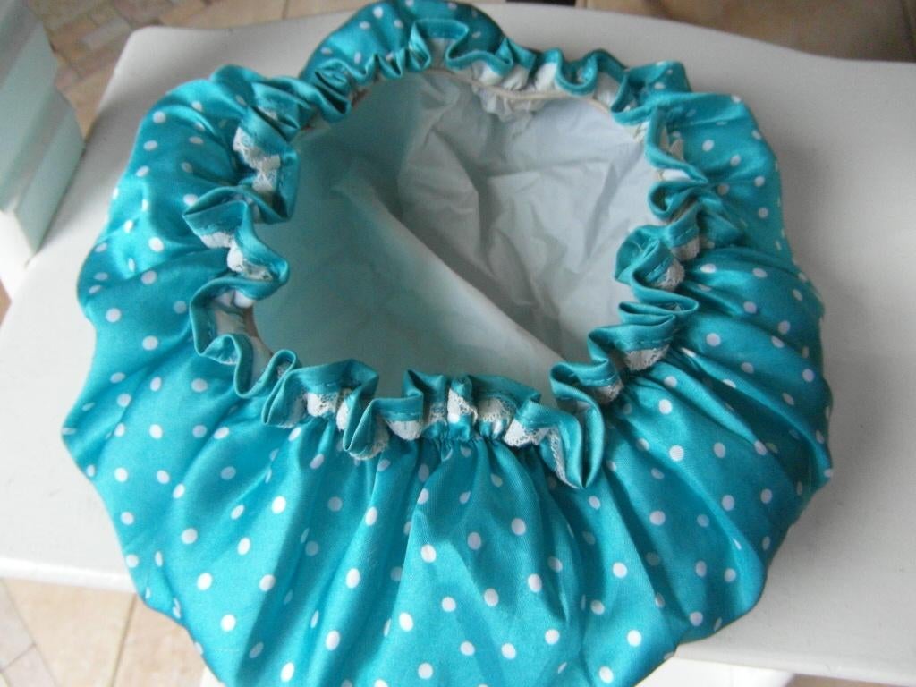 douchemuts  blauw wit stip, Ophalen of Verzenden, Zo goed als nieuw, Overige typen