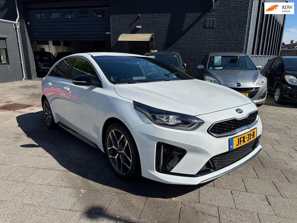 Kia ProCeed 1.0 T-GDI GT-Line|1e eigenaar|Key Less|LED|Navi, Voorwielaandrijving, Gebruikt, Zwart, Leder en Stof