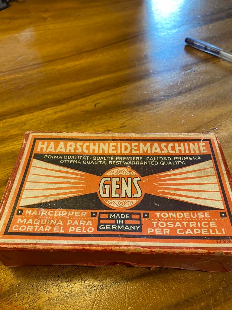 2 vintage haartrimmers en en scheermes,Gens Solingen,Gladweg, Verzamelen, Ophalen of Verzenden, Gebruikt
