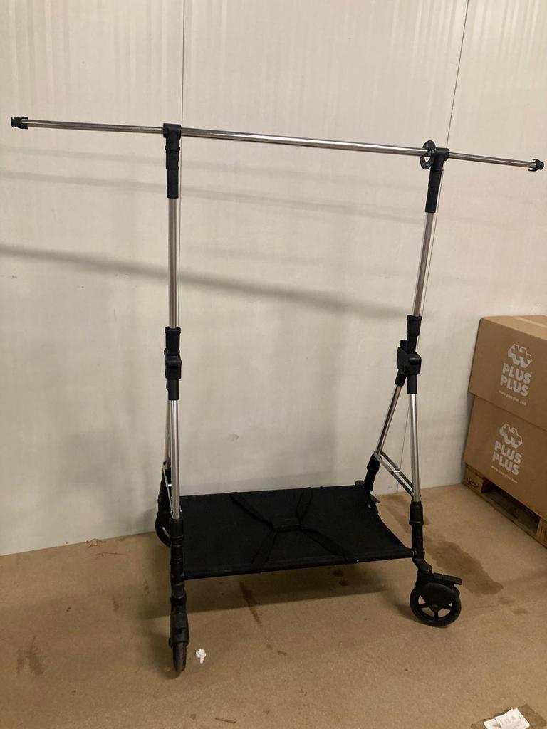 Kleding rek. Verrijdbaar  :opvouwbaar.  87/35 :35, Ophalen of Verzenden, Zo goed als nieuw