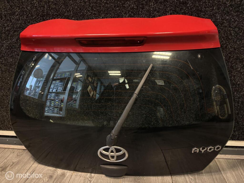 Toyota Aygo ('14-'21) Achterklep, Gebruikt, Achterklep, Toyota, Ophalen of Verzenden