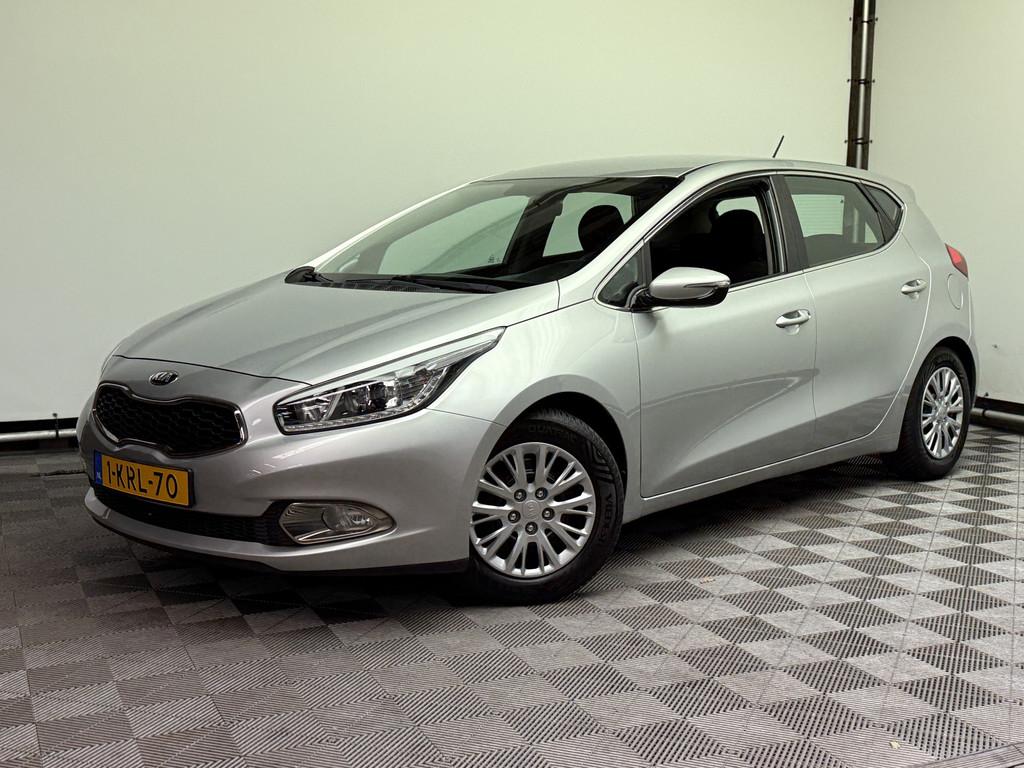Kia cee'd 1.6 GDI 20th Anniversary 5-drs Navi Trekhaak 1e Ei, Voorwielaandrijving, Euro 5, Gebruikt, 4 cilinders