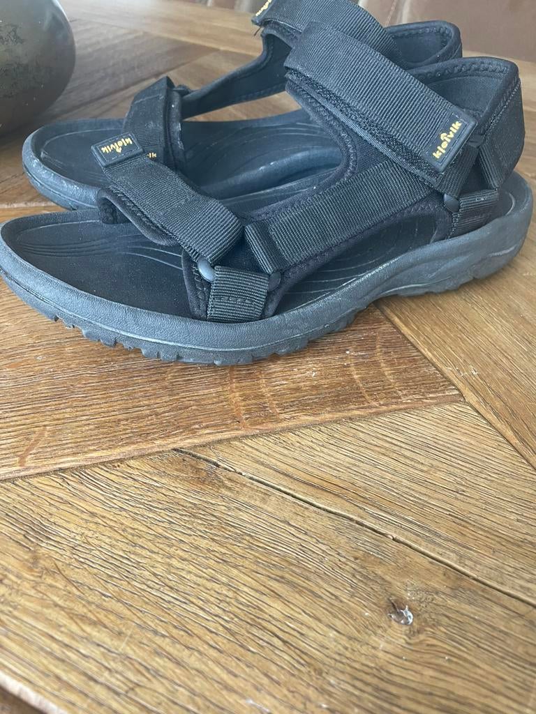 Zwarte sandalen van kjelvic maat 40, Kleding | Dames, Schoenen, Ophalen of Verzenden, Zo goed als nieuw, Zwart, Sandalen of Muiltjes