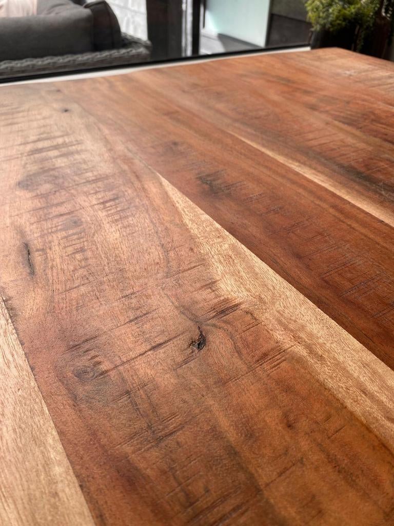 Nieuwstaat eettafel van de Knibbeler, Huis en Inrichting, Ophalen