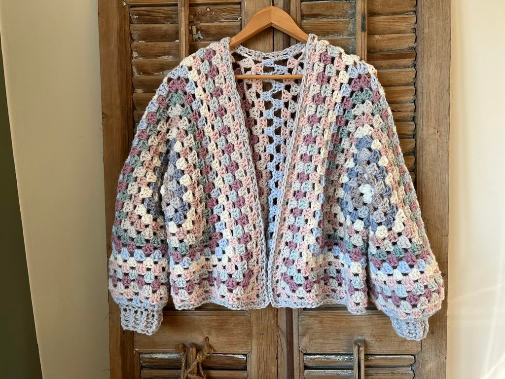 🌸Granny Square gehaakt vest maat L🌸, Verzenden, Nieuw, Maat 42/44 (L), Overige kleuren