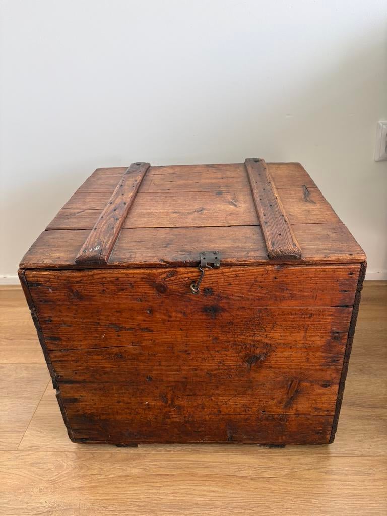 Antiek vintage Verhuiskist kist 52x50x44 cm, Ophalen, Gebruikt, 50 tot 100 cm, Minder dan 50 cm